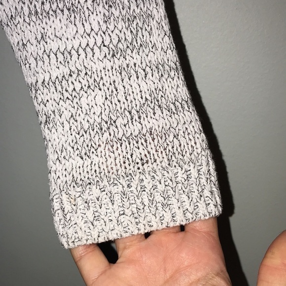 Lou & Grey Side Zippered Sweater Size XS - Picture 4 of 6